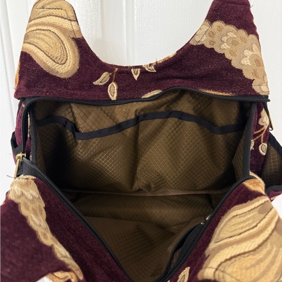 Danny K Beverly Hills Burgundy and Tan Brown Tapestry Floral Handbag - Picture 10 of 15